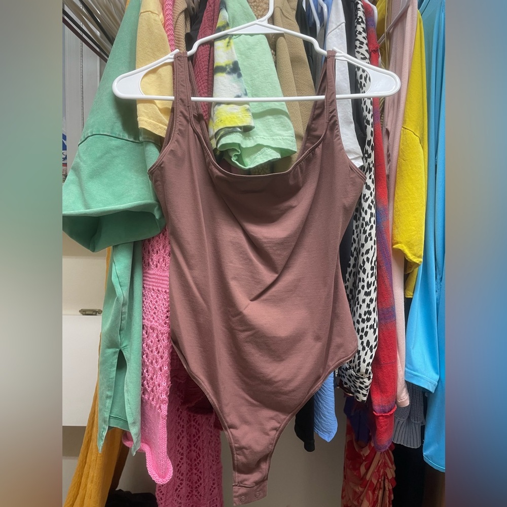 Skims Essentials Bodysuit